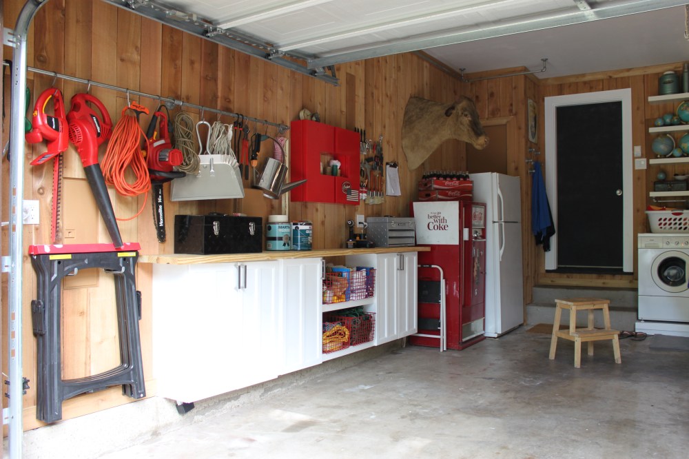 Gargage with Wood Walls