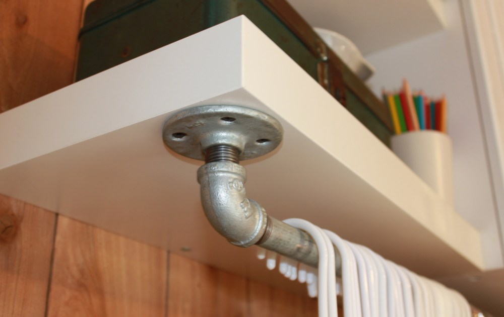 Corner Elbow for Plumbing Pipe Hanger Rack