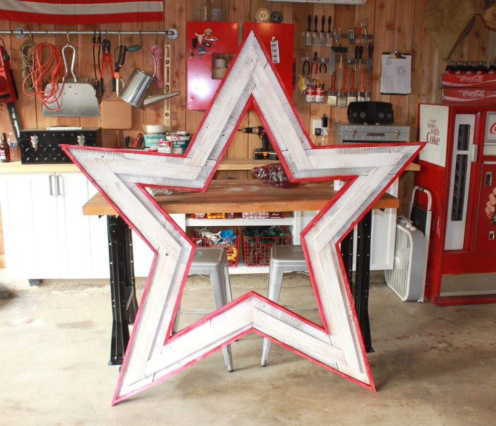 Finished Red and White Barnwood Star