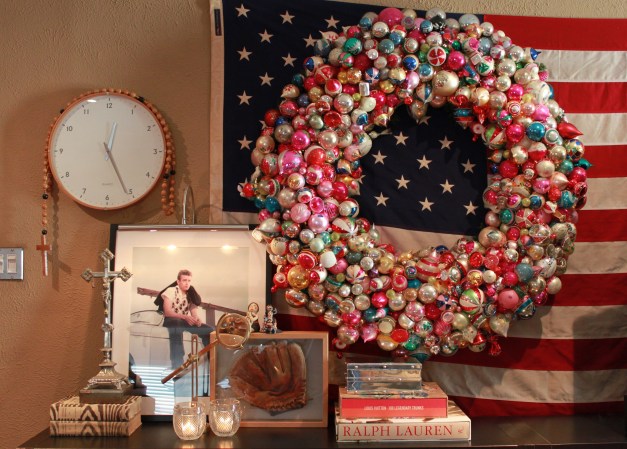 Big Ornament Wreath