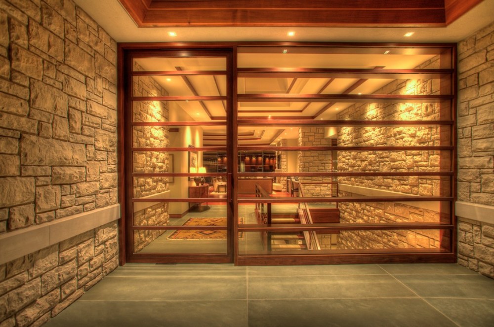 Amaze-Balls Entry Way