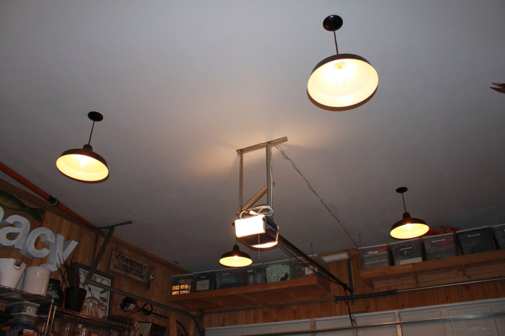 Gargage Ceiling with Pandants