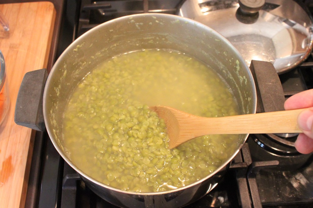Dried Peas After Simmering for 20 Minutes