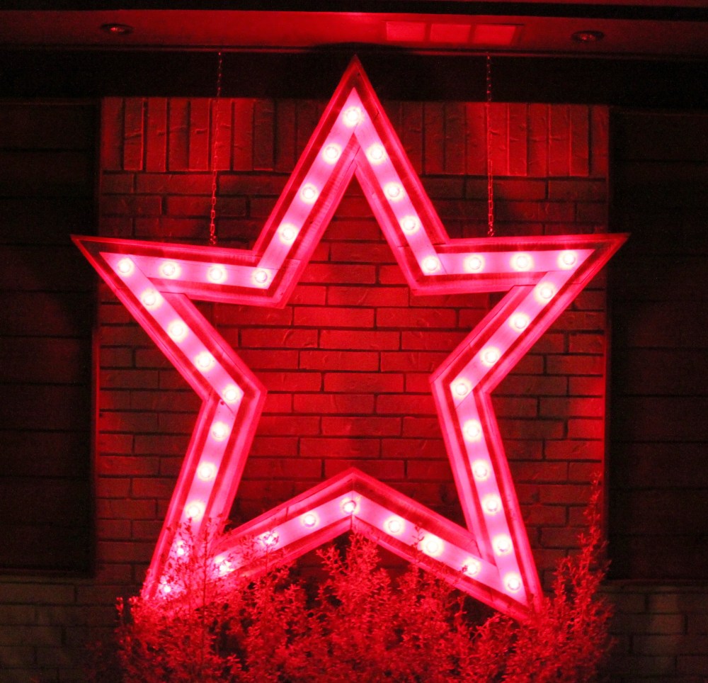 Big Red Barnwood Star Lighting the Way