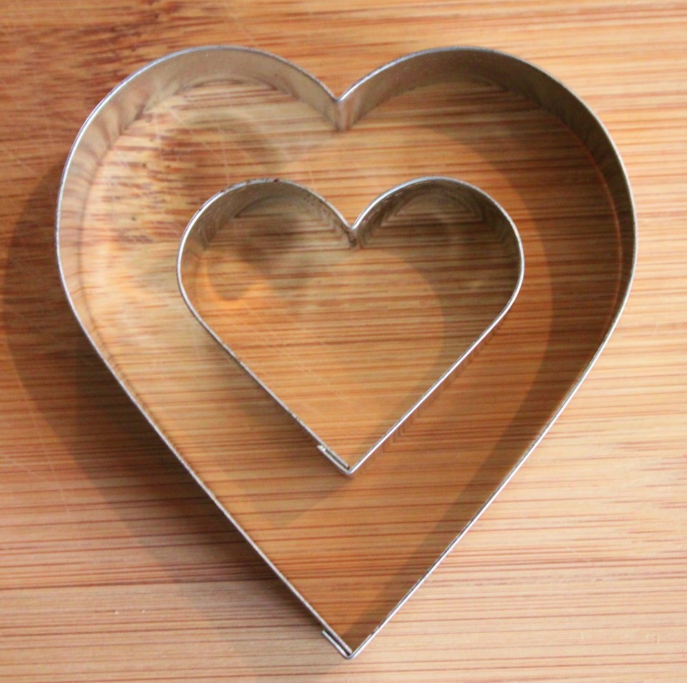 2 Sizes of Heart Shapped Cookie Cutters