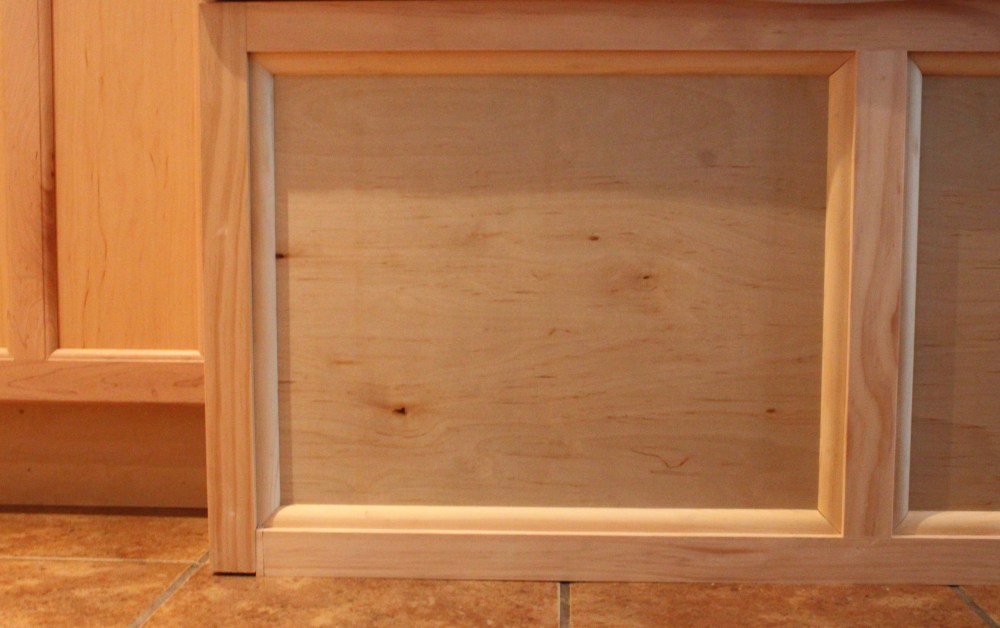 Quarter Round Molding Added to Front of the Bench