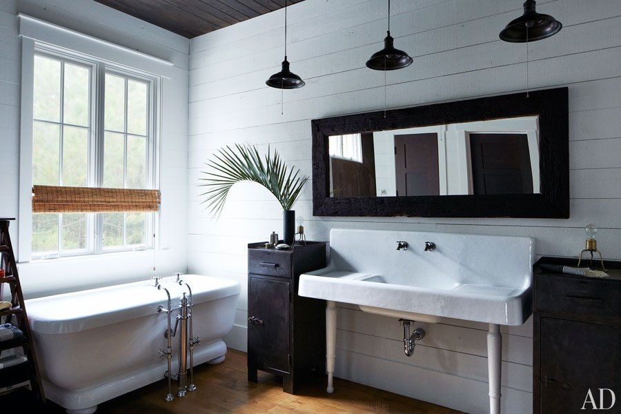 John Mellencamp's South Carolina House Master Bathroom