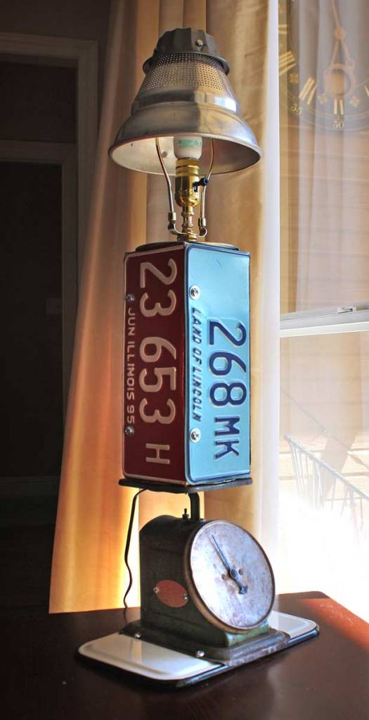 Upcycled Licenseplate Lamp by the Gadget Sponge