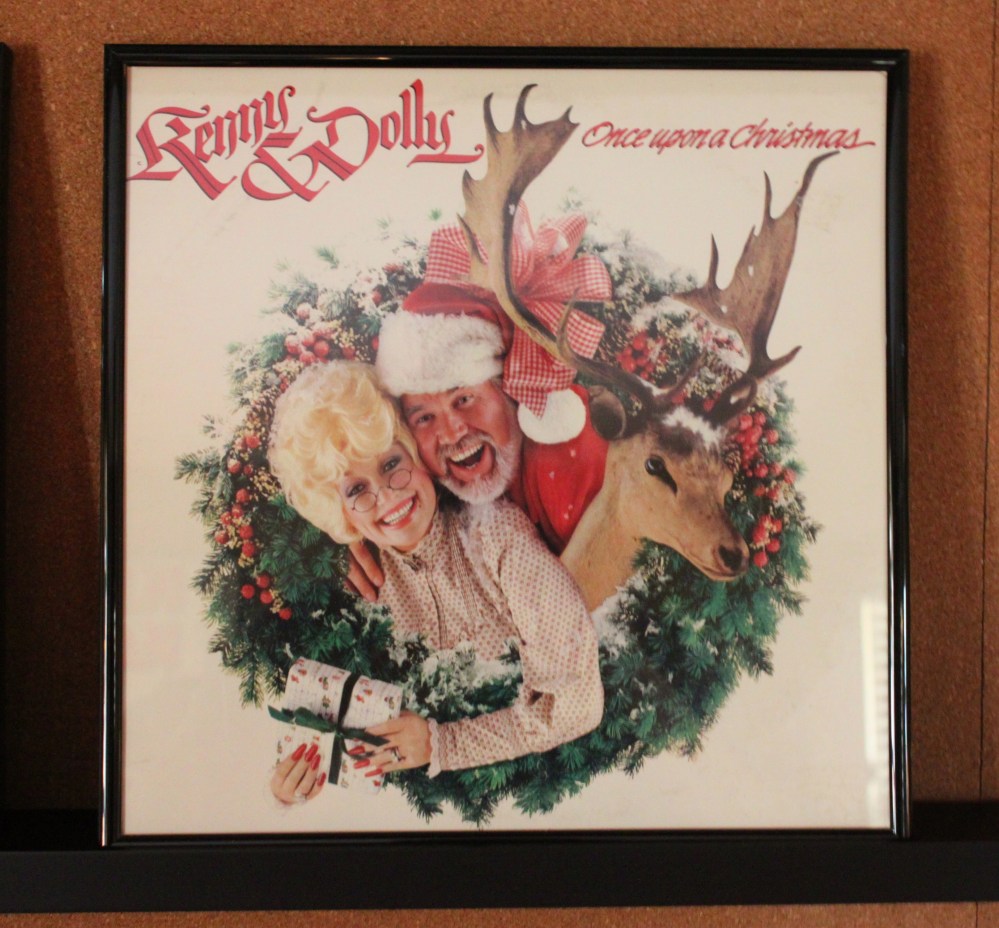 Kenny and Dolly - Once Upon a Christmas
