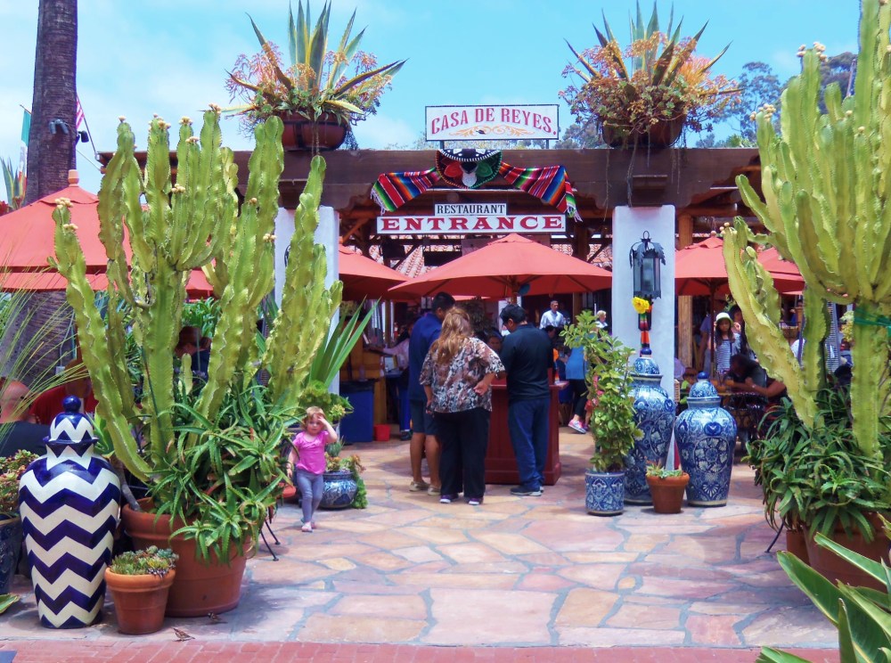 The Entrance To Casa de Rayes Mexican Restaurant