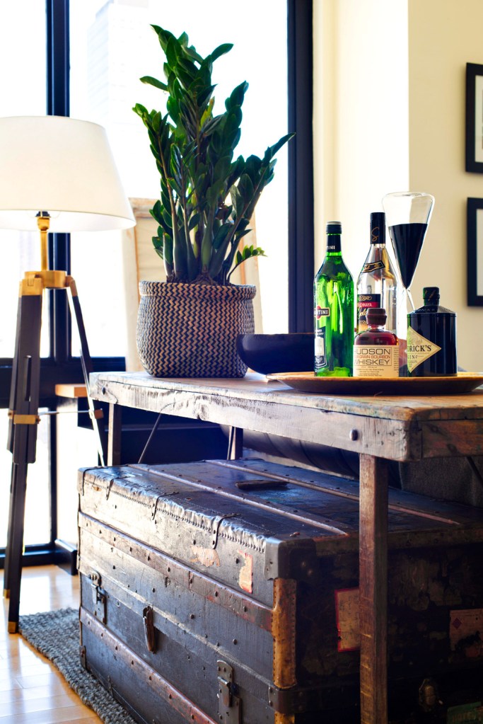 Ronan Farrow's Dining Room 1