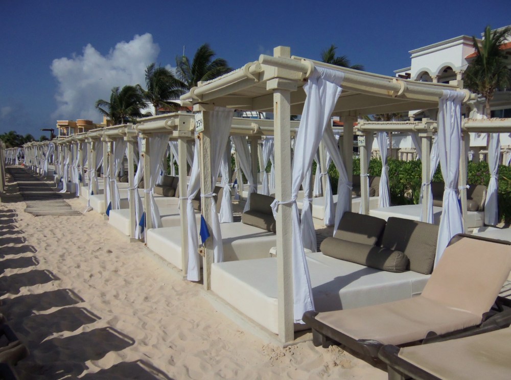 Beach Beds for the Taking at the Royal Playa del Carmen