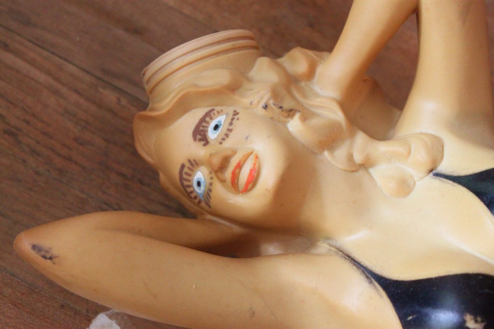 Close-Up of Jayne Mansfield Water Bottle Face