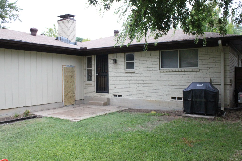 The Cavender Backyard Before the Deck