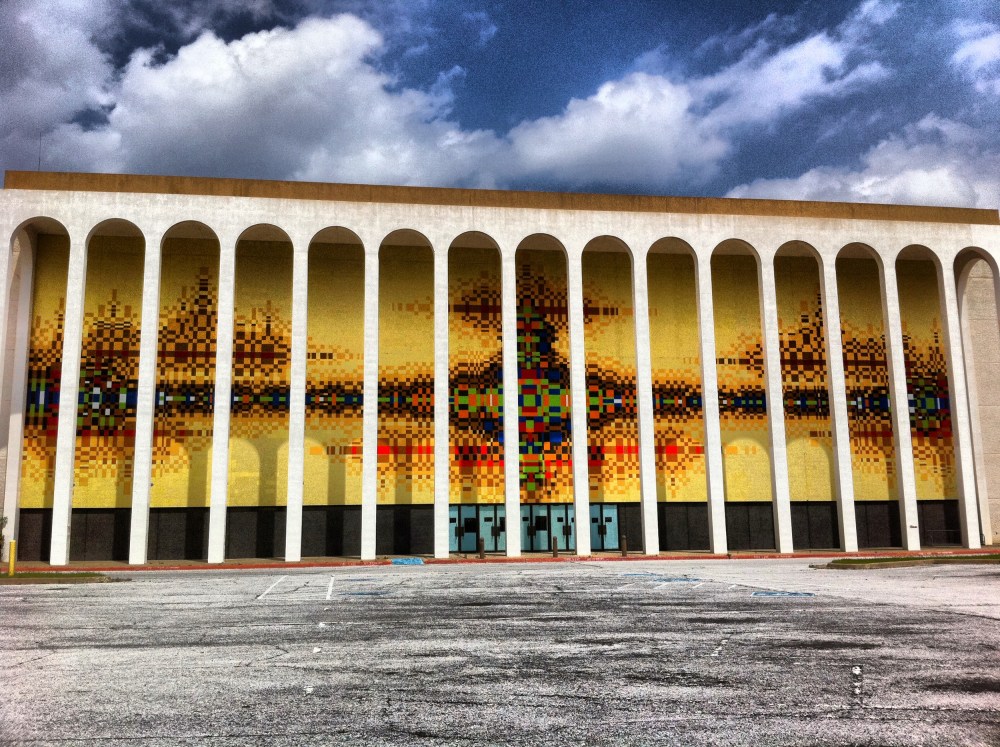 Old Sanger Haris Facade