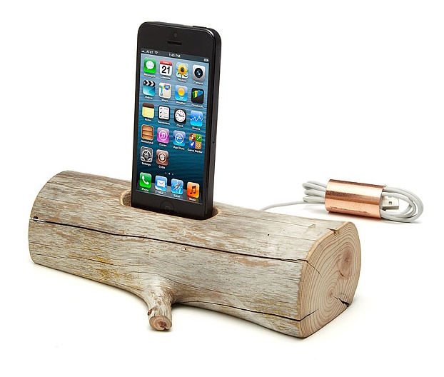Driftwood iPhone Charging Dock from Uncommon Goods
