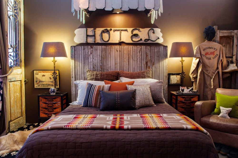 Matts Bed with Motel Sign