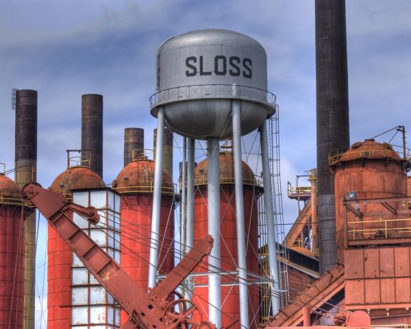sloss-furnace-water-tower