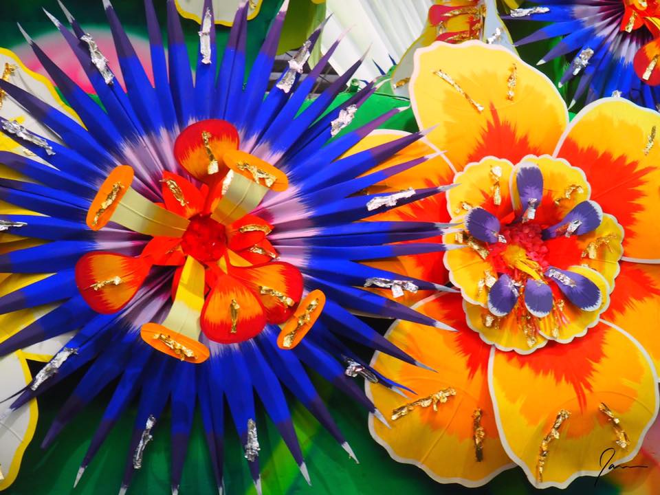 flowers-at-the-marti-gras-museum
