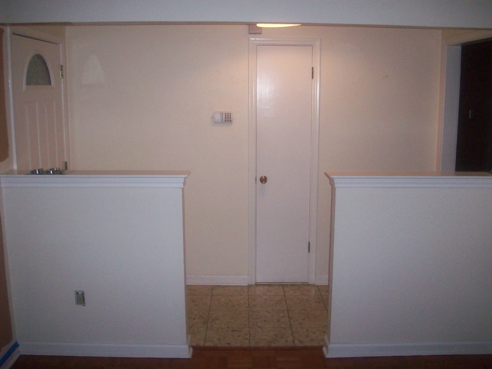 Stupid Pony Walls in the Entryway